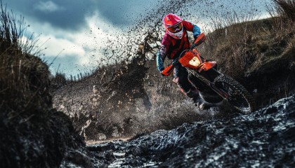 开云体育在线登入-伊朗马术协会与国际马术联合会合作，举办国际马术交流活动，促进技术交流。